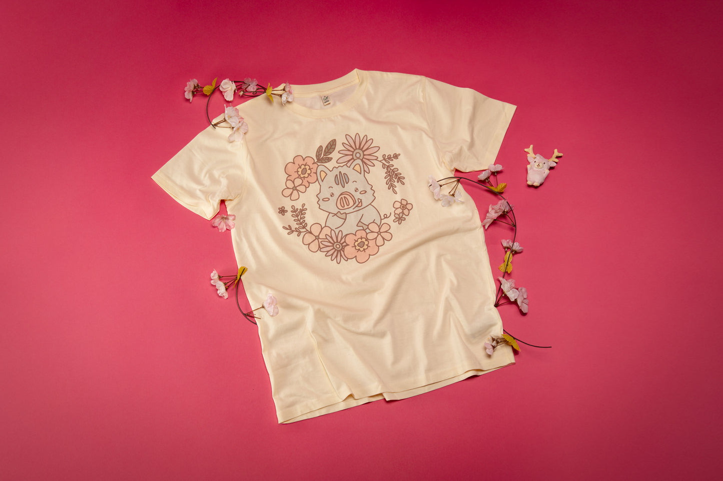Inocchi's flower unisex shirt from organic cotton (EU market)
